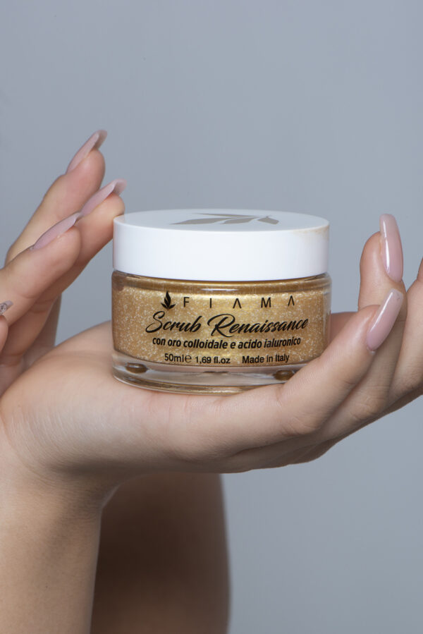 RENAISSANCE SCRUB